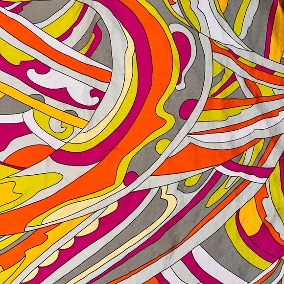 Icikuls Women's Long Sleeve 1/4 Zip Top Golf Tennis Athleisure Mod/Pucci Style M - Picture 6 of 10